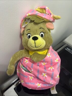 Yogi bear Cindy bear new nwt stuffed animal plushie stuffie